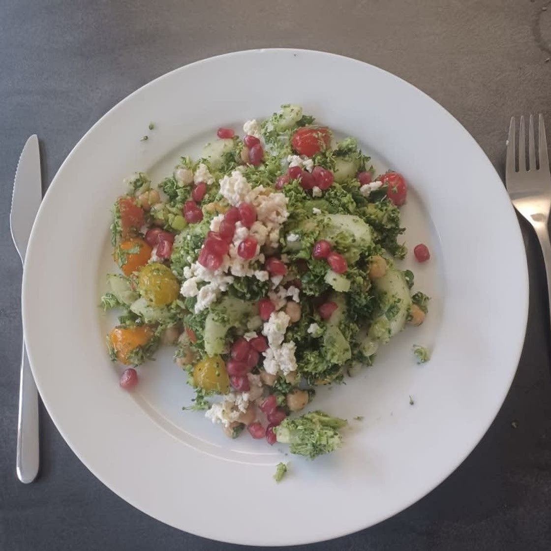 Broccoli tabouli with feta and pomegranate