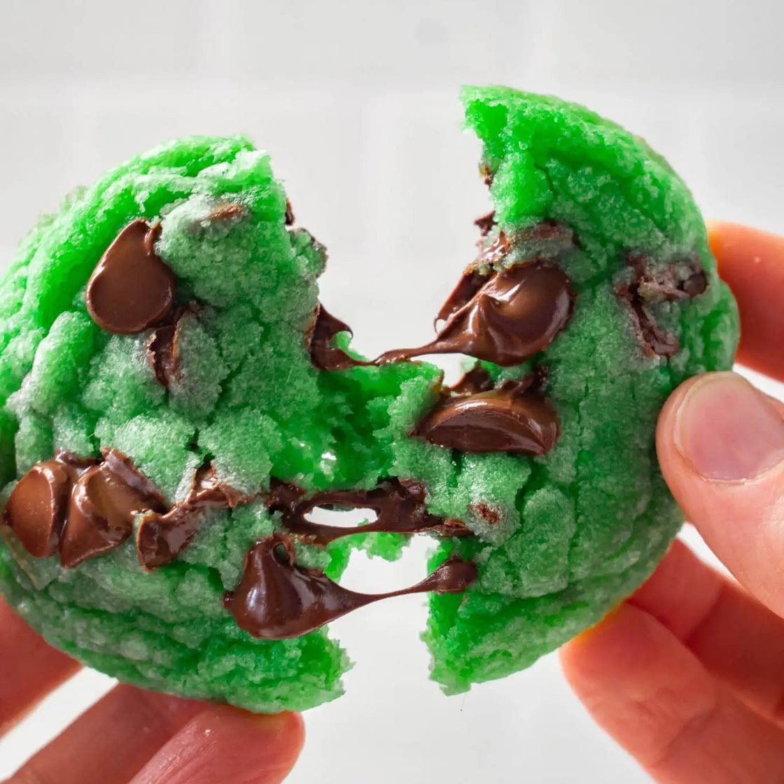Mint Chocolate Chip Cookies