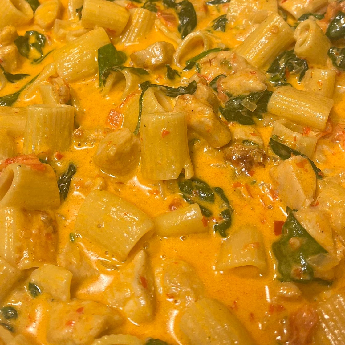 Creamy Harissa Chicken Pasta