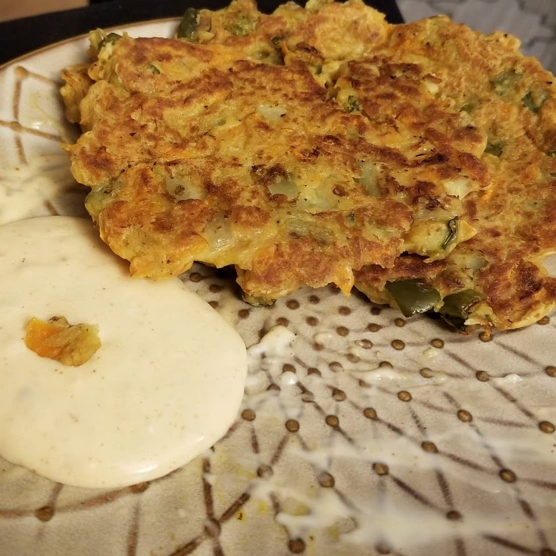Crunchy Dill Chickpea Pancakes with Lemon-Garlic Aioli