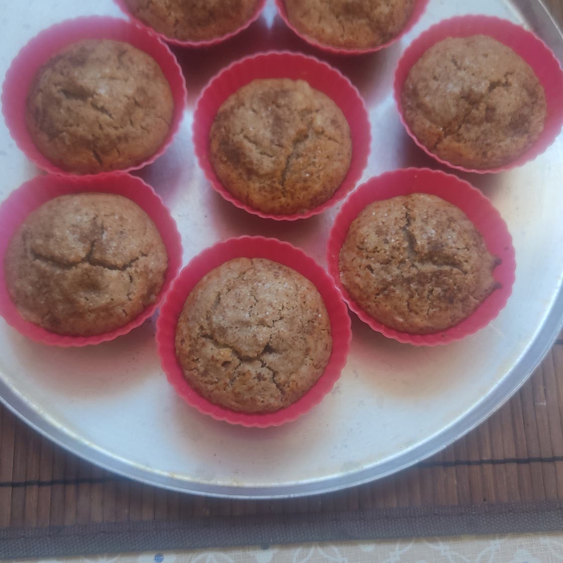 Banana and oats muffins