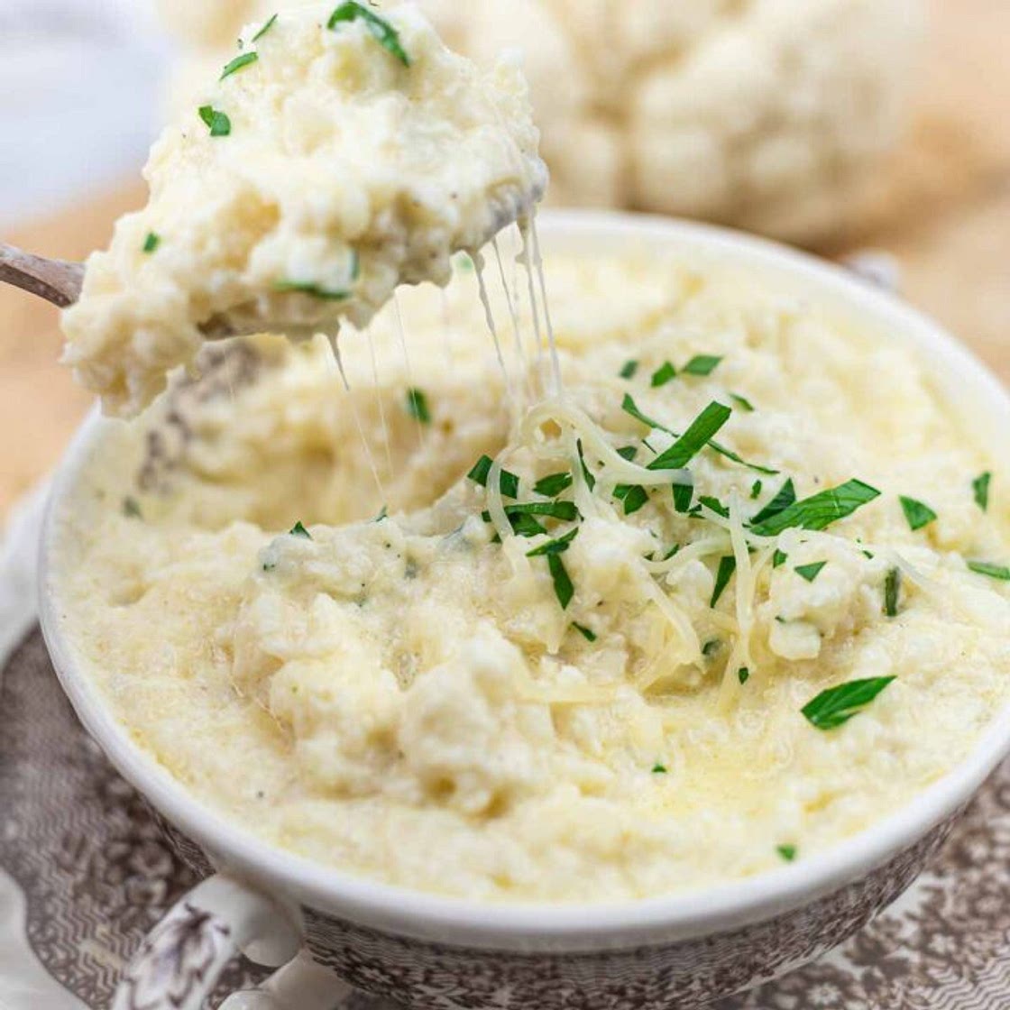 Cheesy Cauliflower Rice