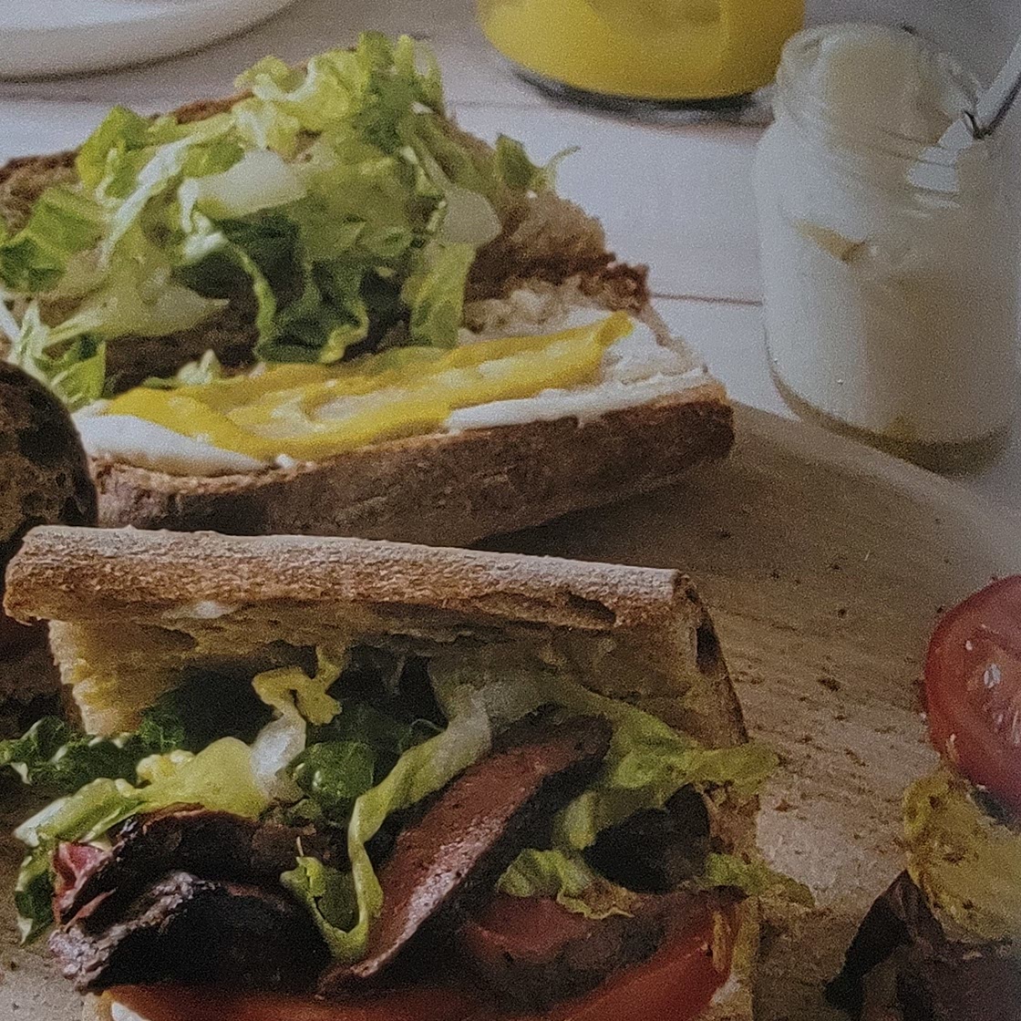 Grilled steak sandwiches