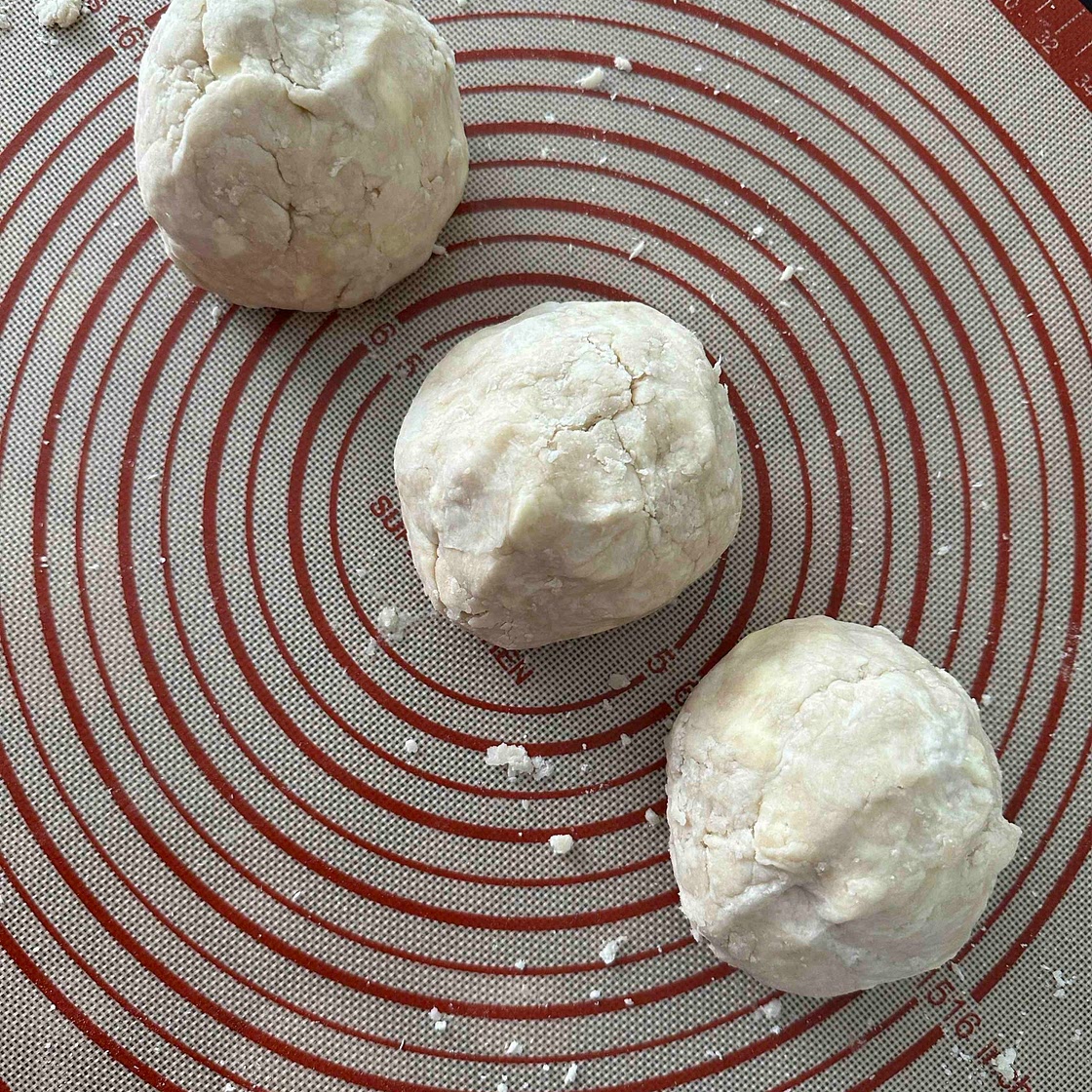 Duchess Easy Mixer Pie Dough 