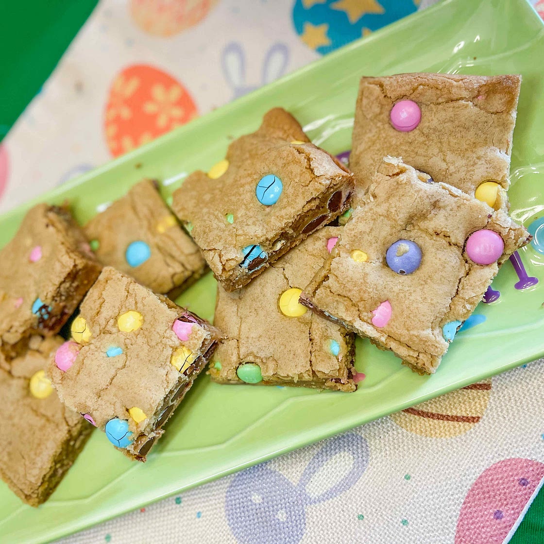 Easter cookie bars 