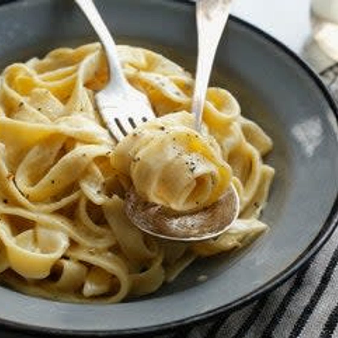 Fettuccine Alfredo