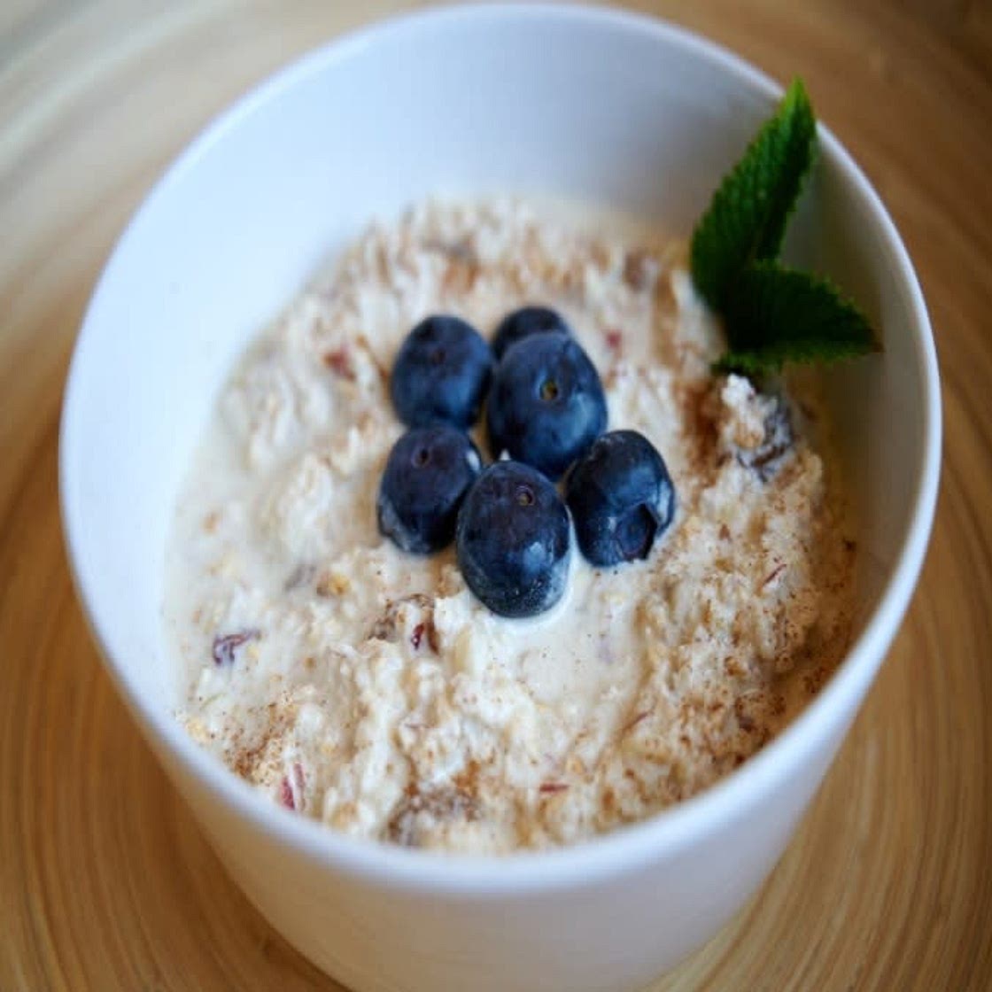 Apple and Cinnamon Bircher (Vegetarian)