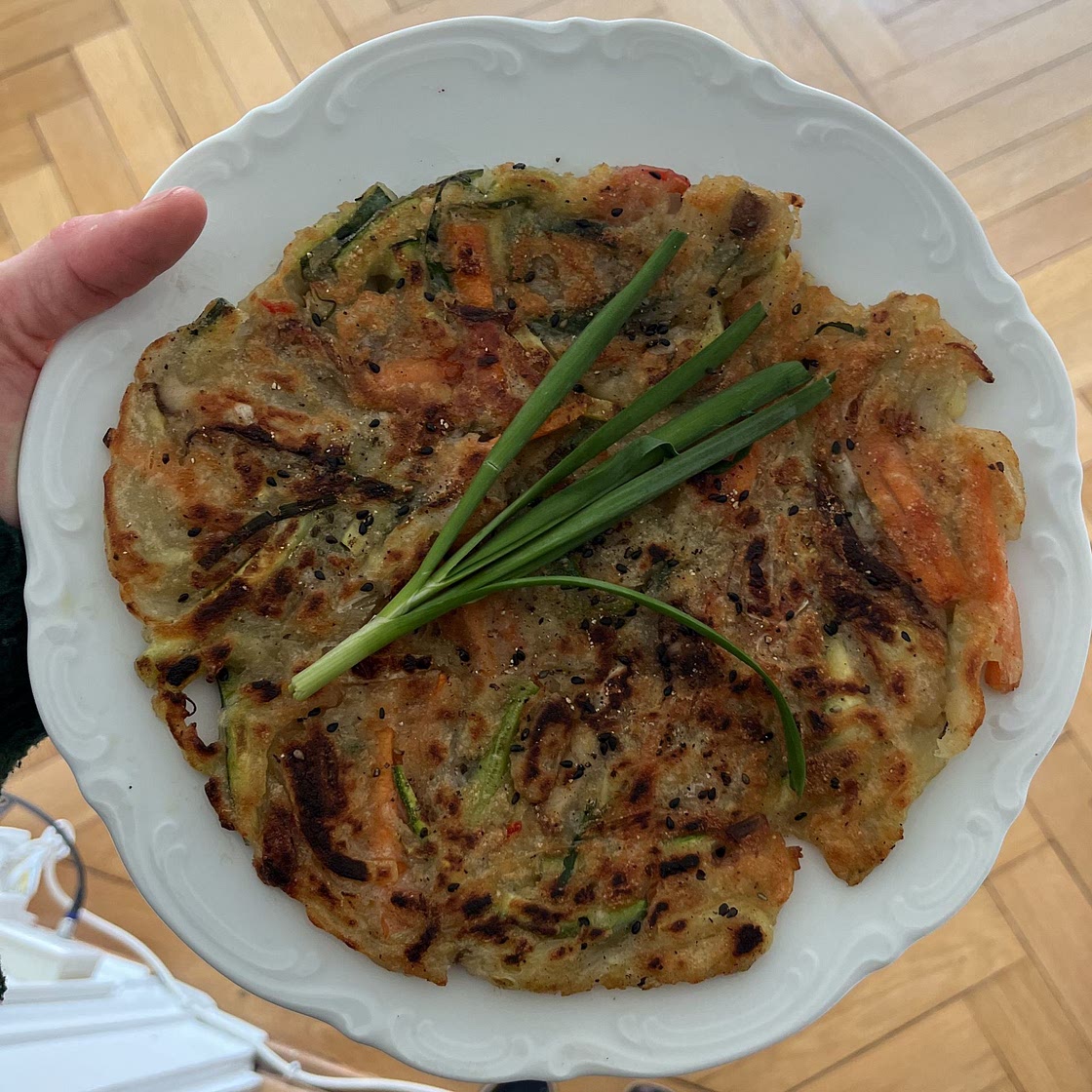 Korean Vegetable Pancakes ("Yachaejeon")