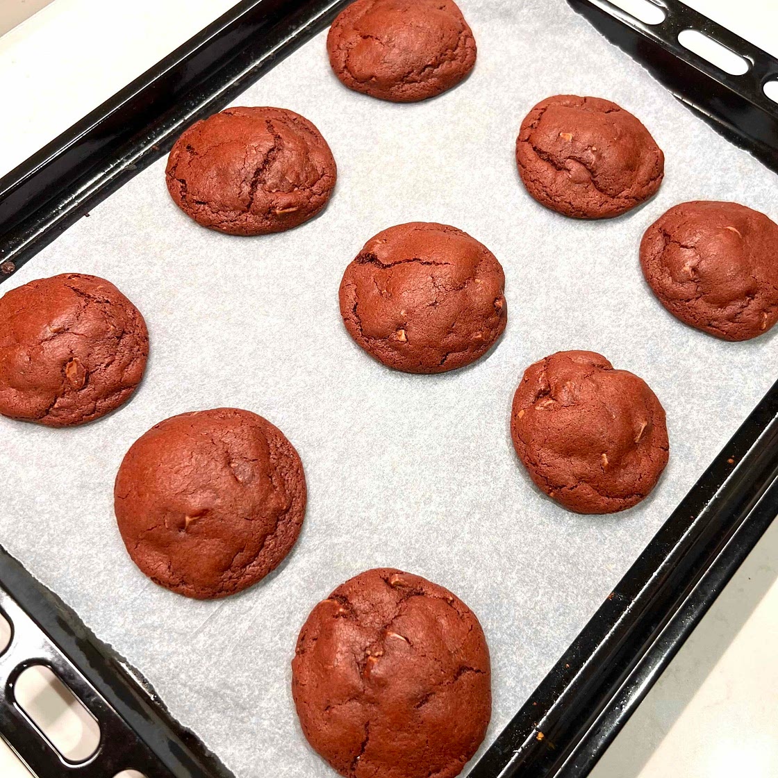 Red Velvet Nutella Cookies
