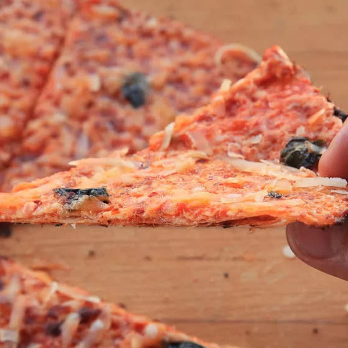 Bar-Style Tortilla Pizza 