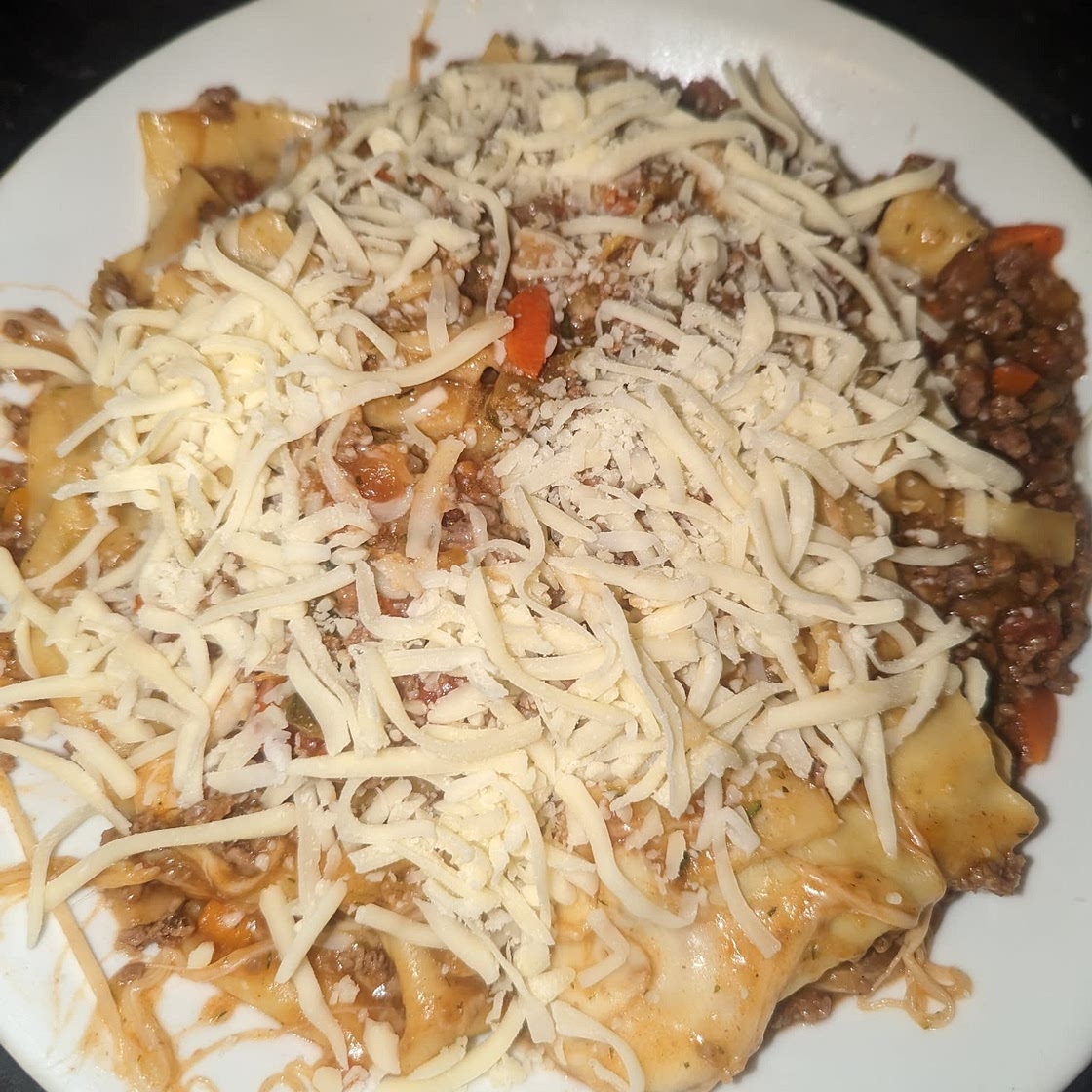Healthier One Pot Skillet Lasagna: a 30 Minute Meal!