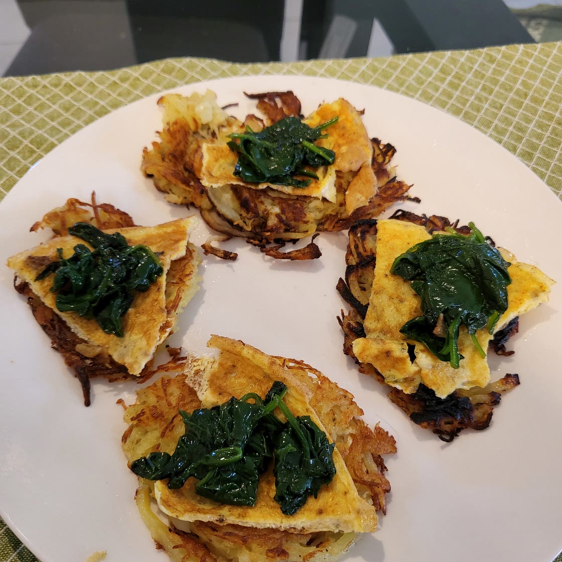 Rösti hashbrowns with spinach