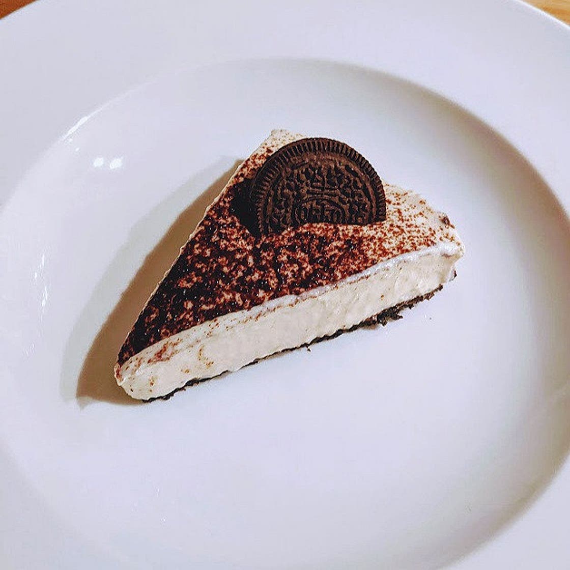 Cookies & Cream Cheesecake