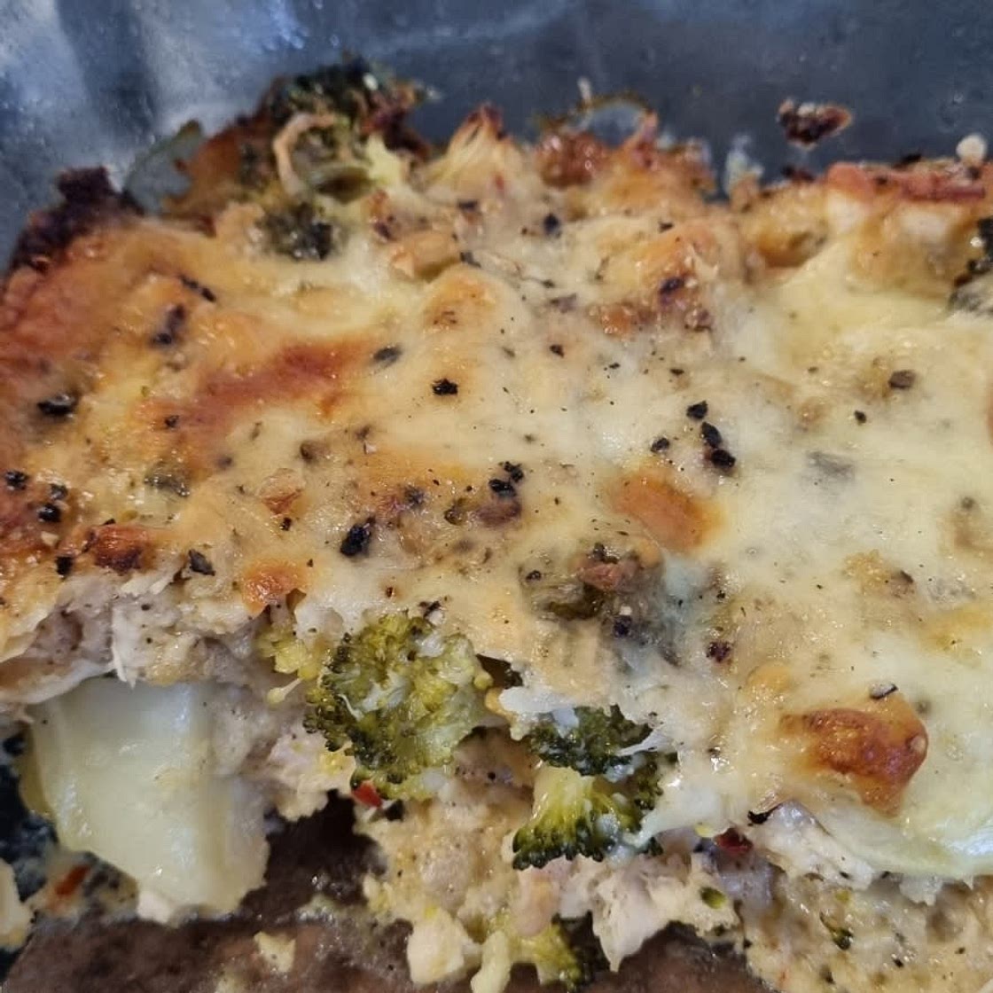 Broccoli Cauliflower Rice Chicken Casserole