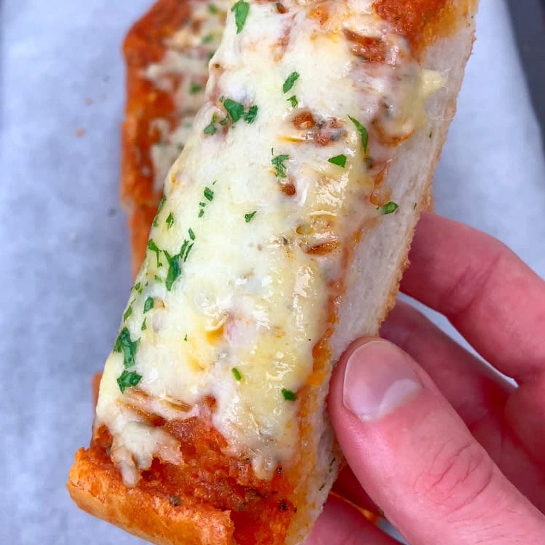 SPICY GARLIC BREAD