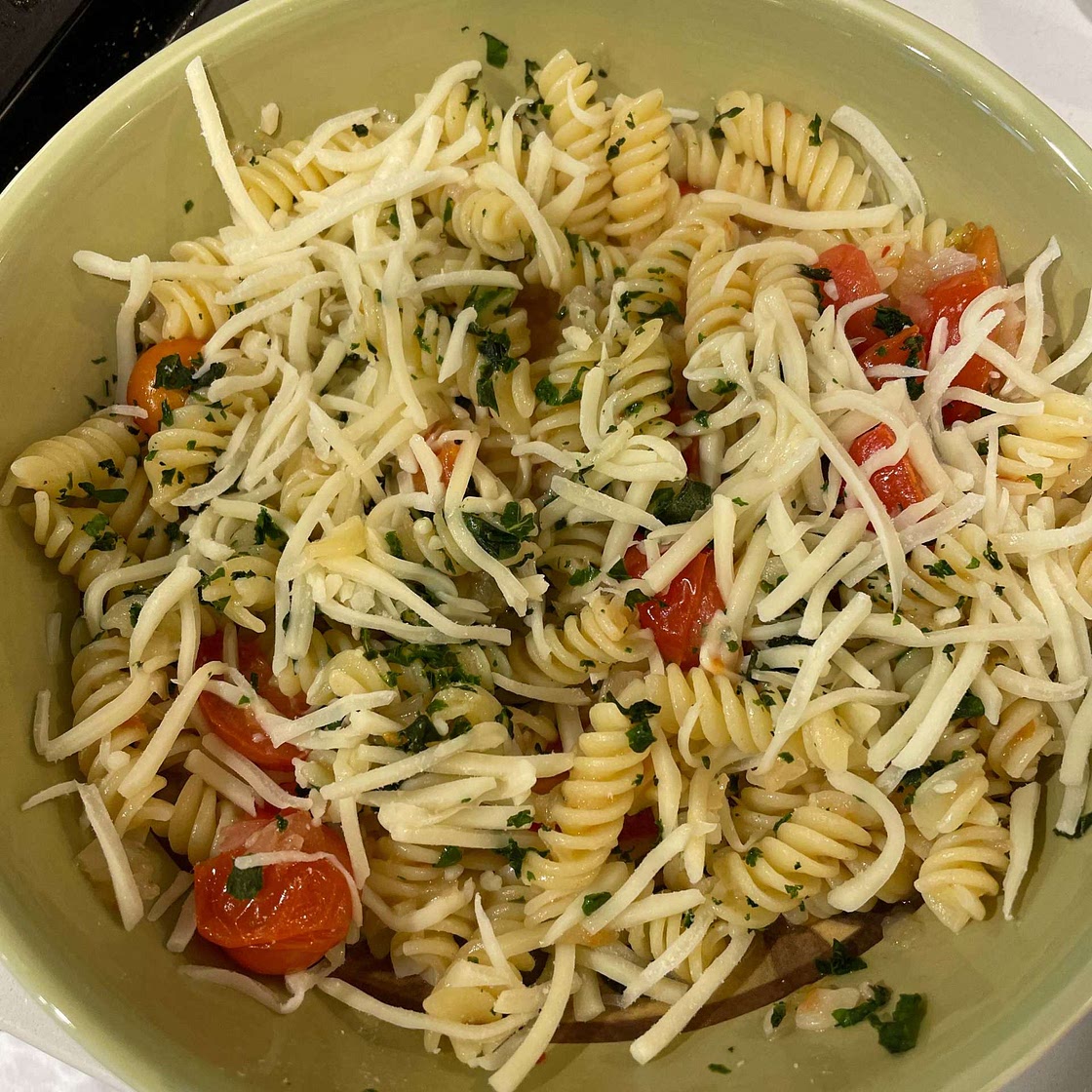 Tomato Basil Pasta Salad