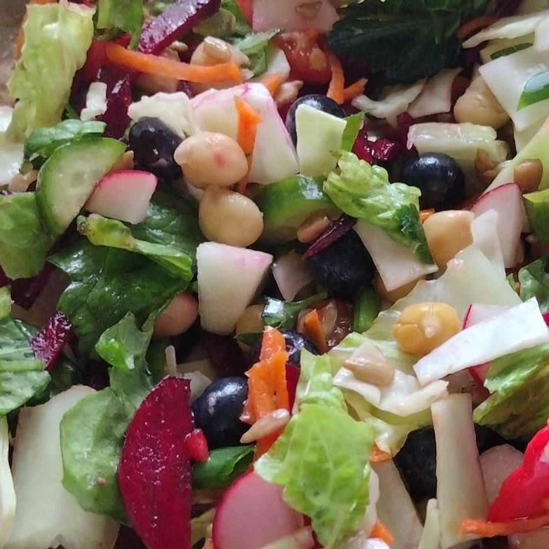 The Ultimate Antioxidant Detox Salad