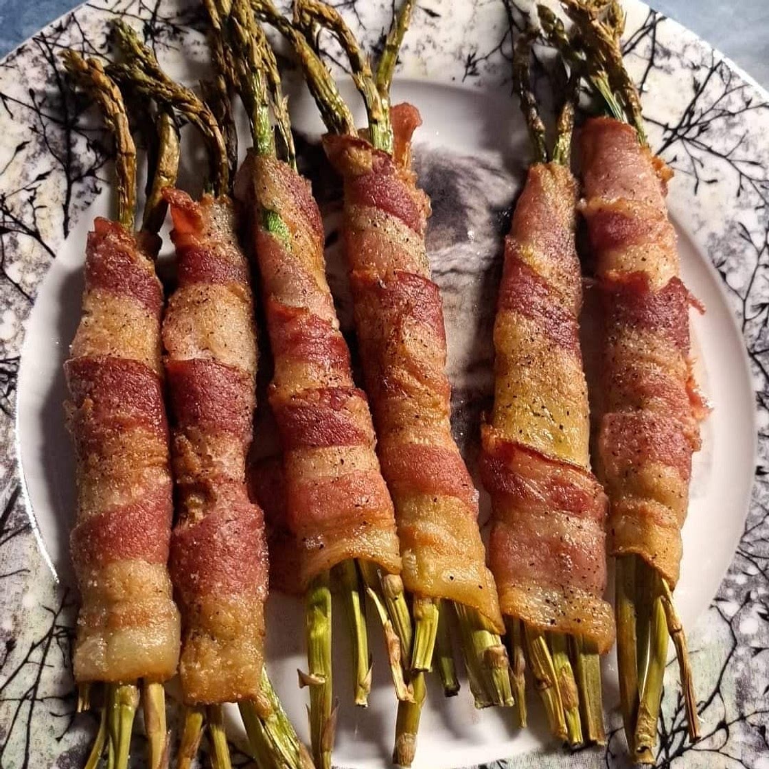 Air Fryer Bacon Wrapped Asparagus