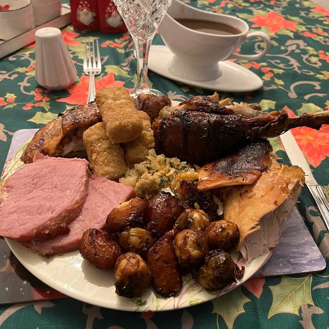 Sweet and Juicy Honey Roasted Ham 