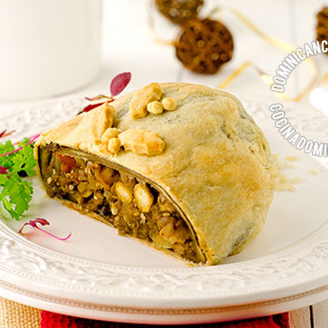 [Recipe + Video] Christmas Vegan Eggplant Roulade