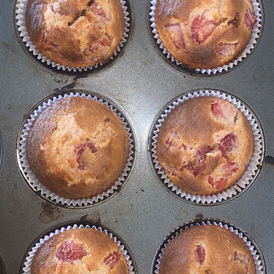 64 Calorie Strawberry Muffins