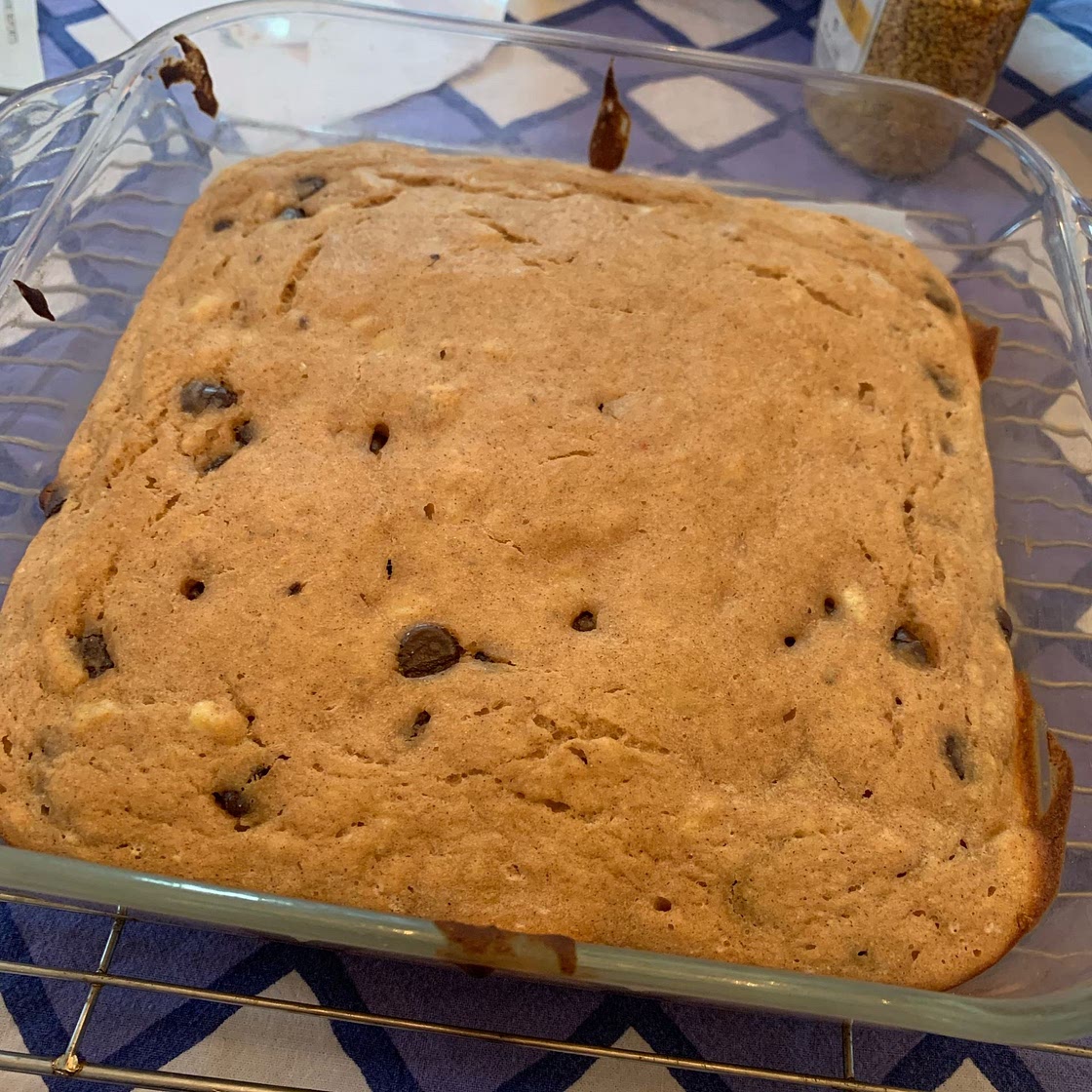 Healthy Banana Chocolate Chip Bars