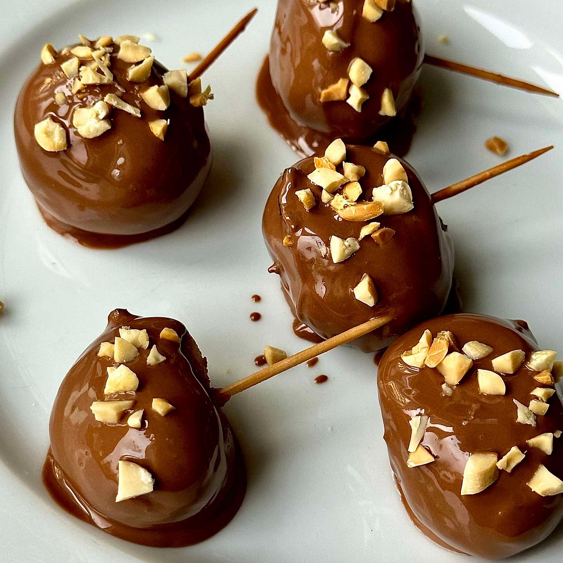 Chocolate Banana Pops