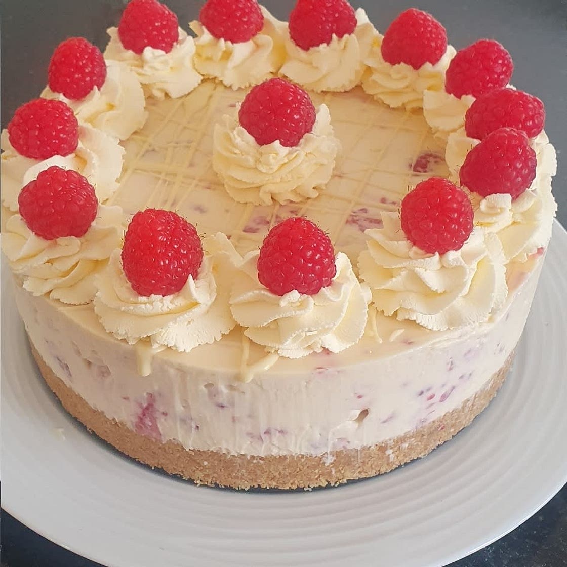 White Chocolate & Raspberry Cheesecake!