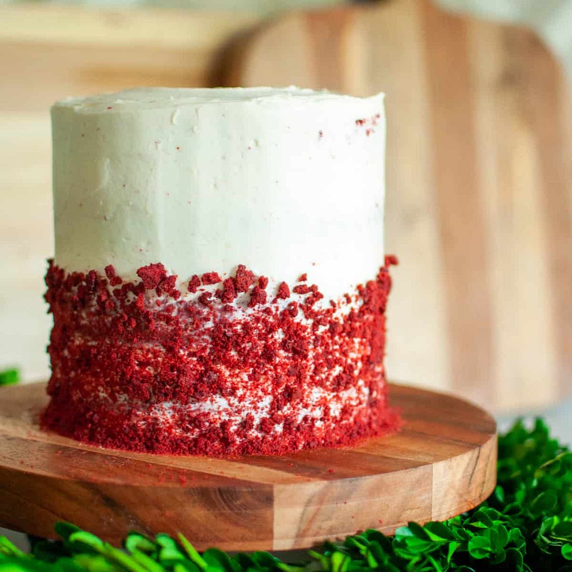 Red Velvet Cake & Cupcakes