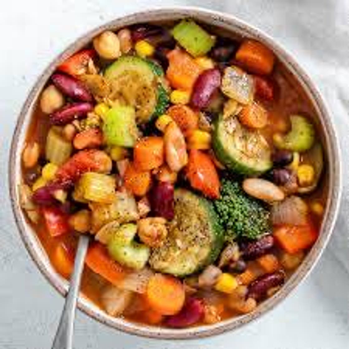 Daržovių troškinys (vakarienė)