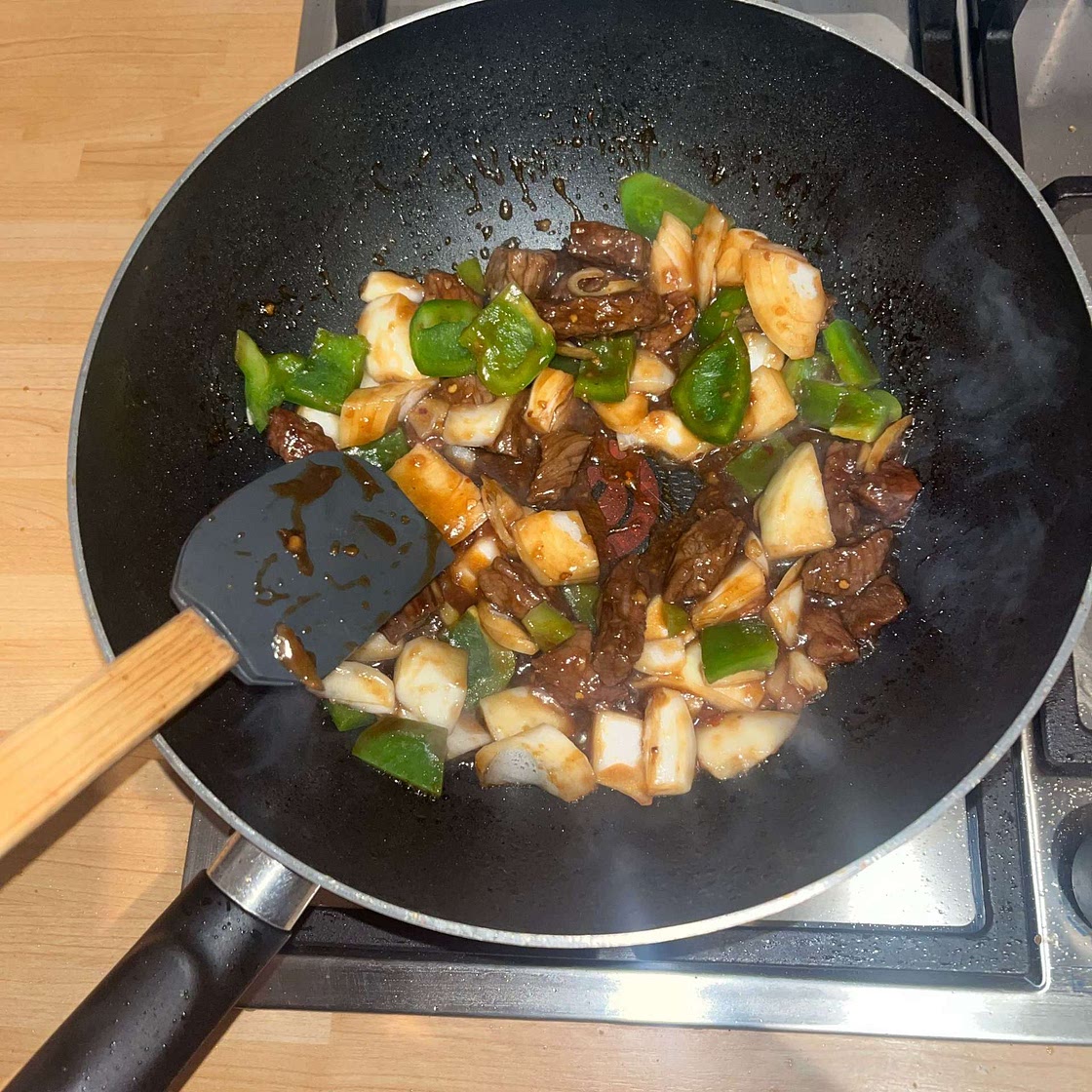 Teriyaki Steak Bites with Green Pepper and Onion