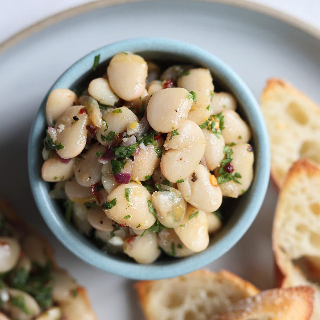 Marinaded white beans