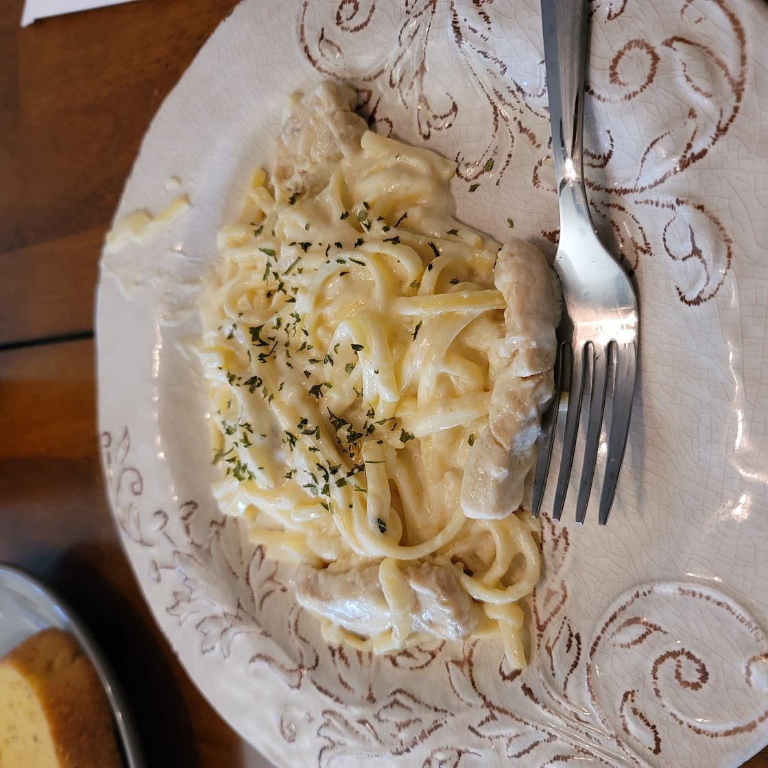 Copycat Olive Garden Alfredo Sauce