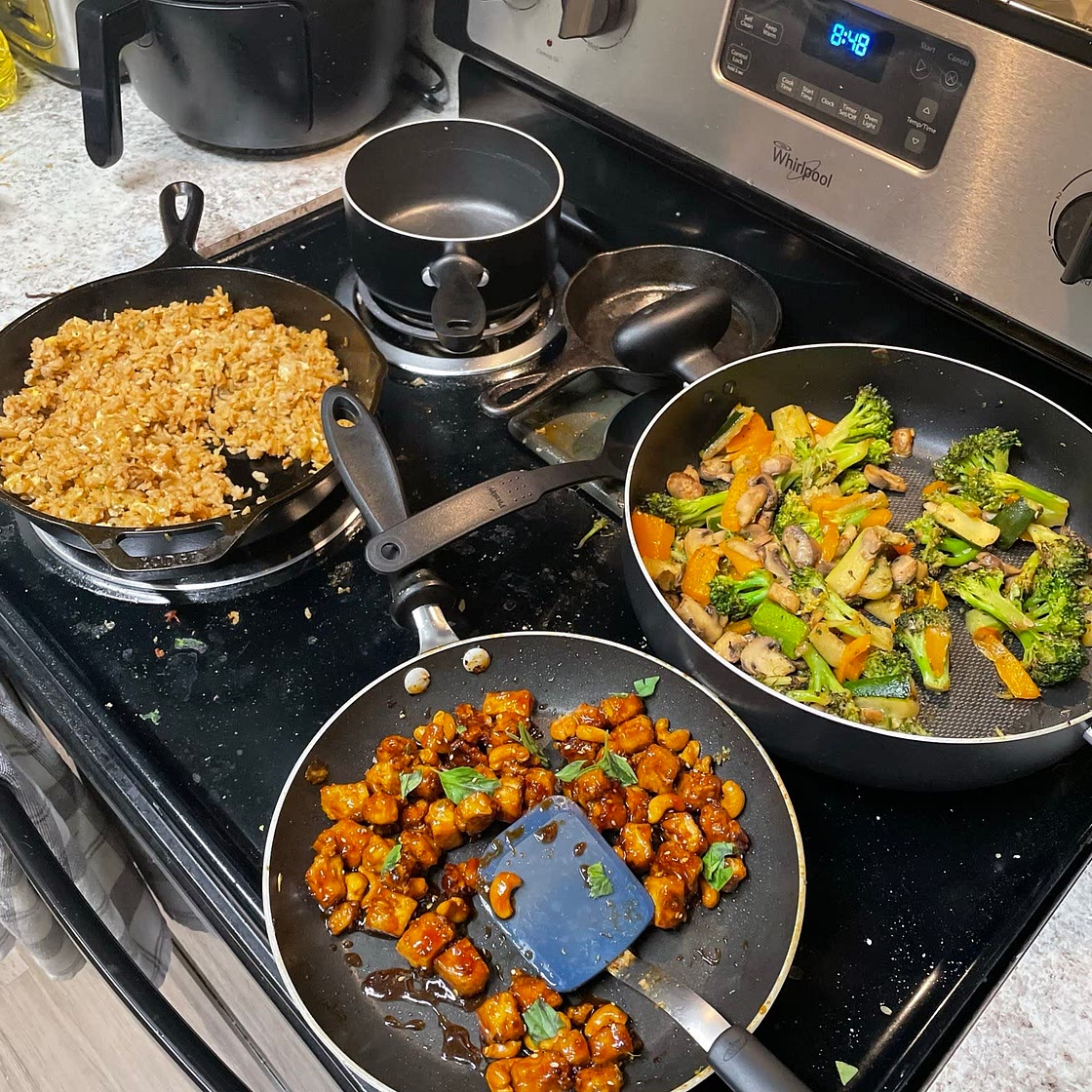 Caramelized Fried Tofu and Cashew Stir Fry Sauce