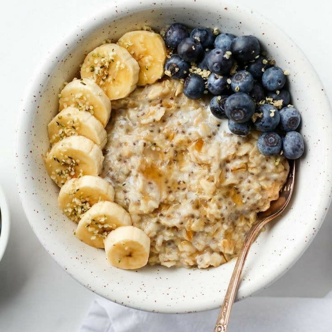 Desayuno lunes ( porridge de avena con semillas)