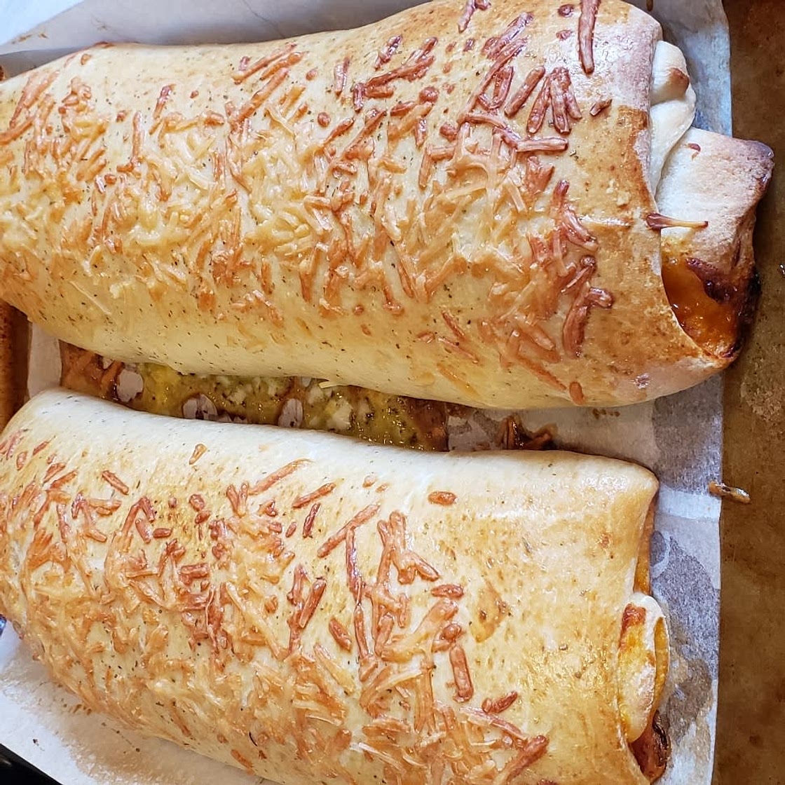 Quick and Easy Stromboli