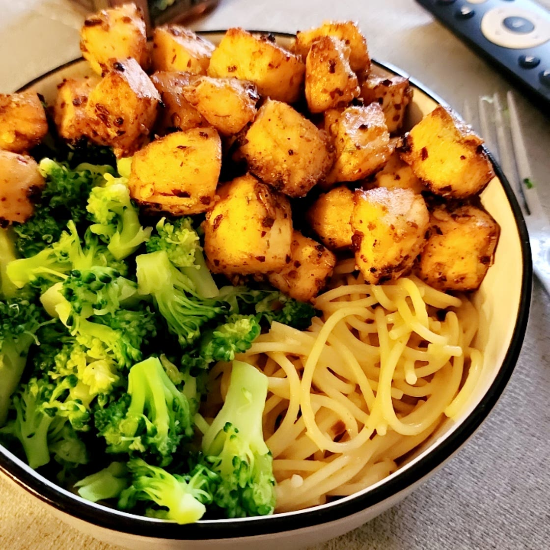 Lemon soffreto salmon pasta