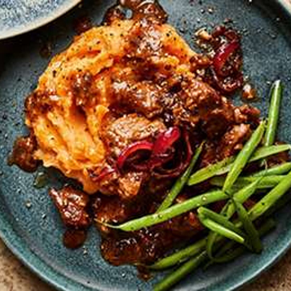 Sweet & spicy lamb with veggie mash