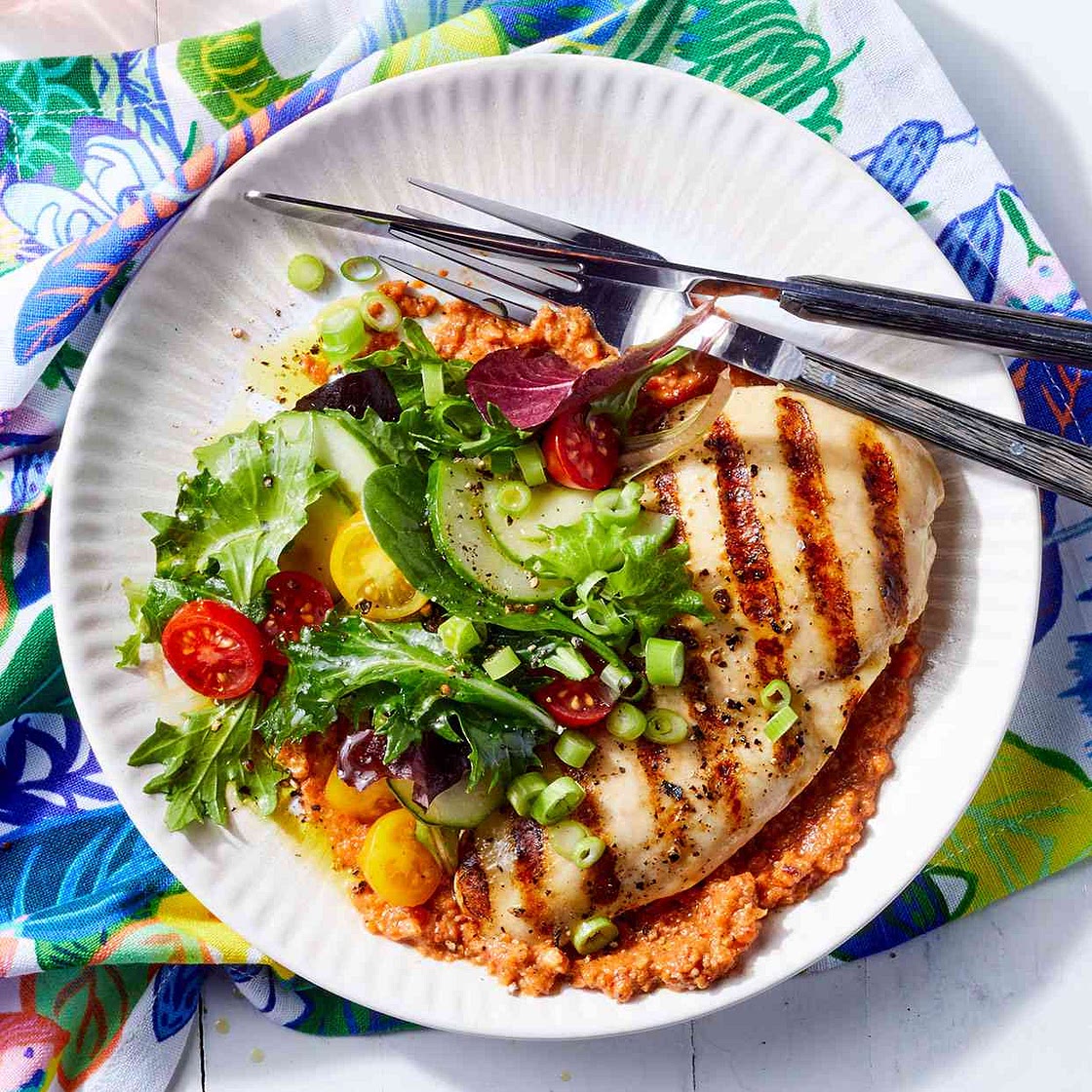 Grilled Chicken with Red Pepper-Pecan Romesco Sauce