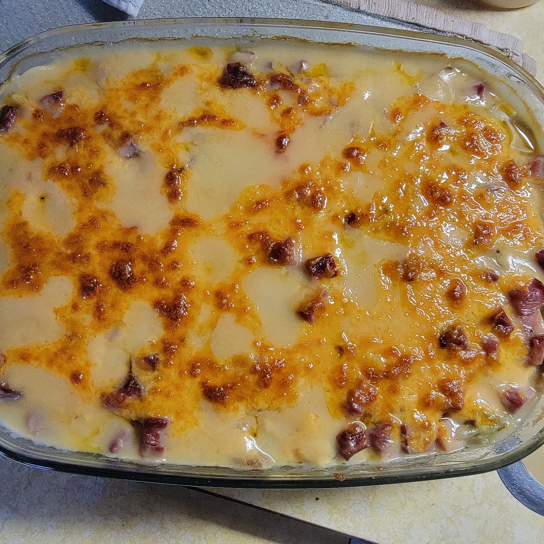 Cheesy Ham and Scalloped Potatoes