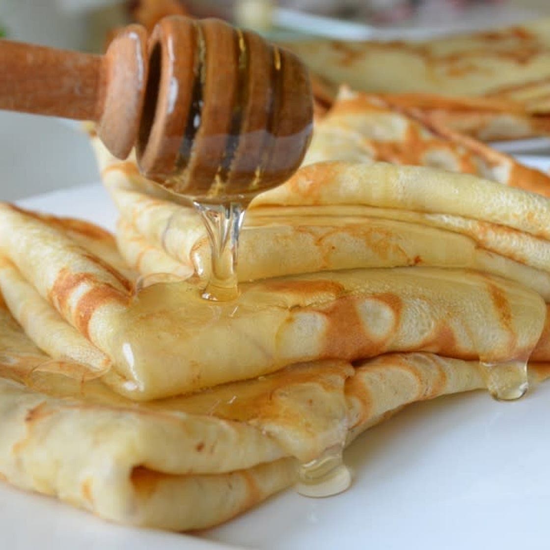 Russain blinis with boiling water and plant milk