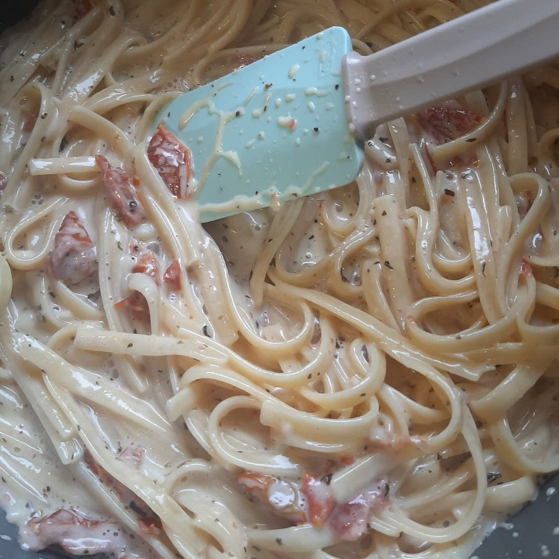 One Pot Creamy Sun Dried Tomato Pasta