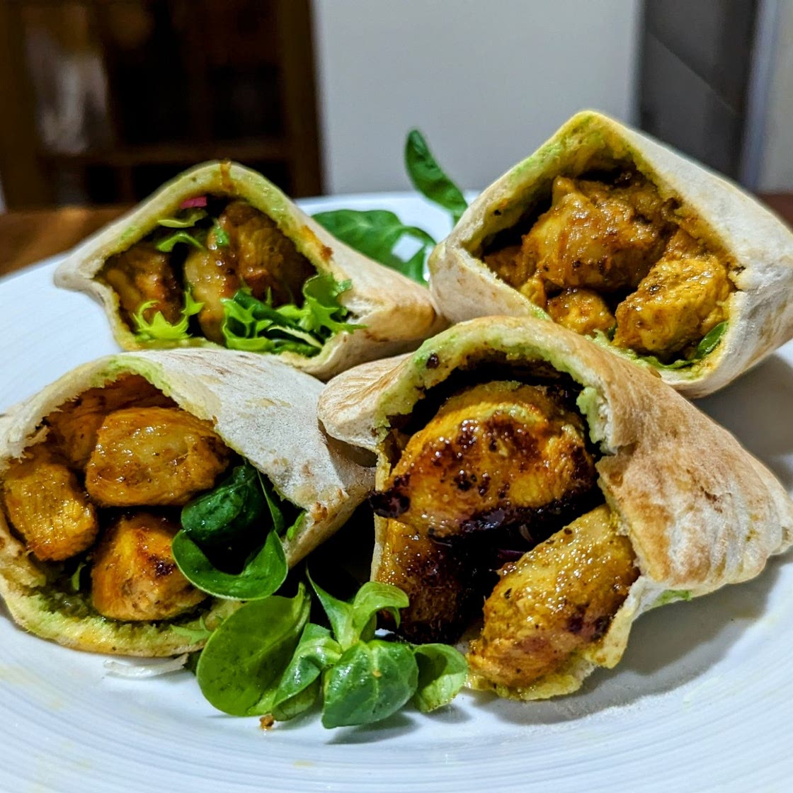 Chicken tikka pita pockets