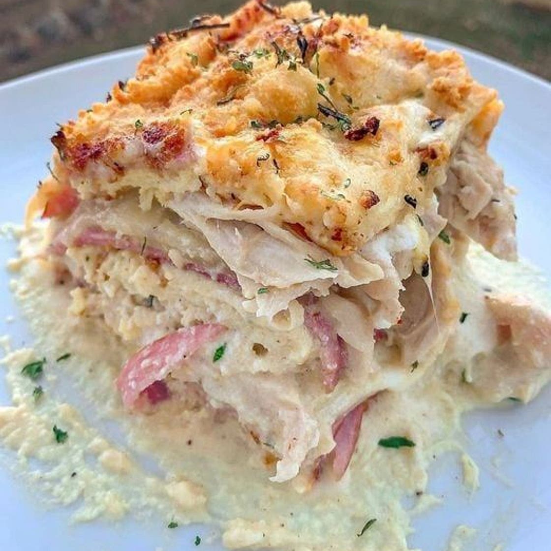 Easy Keto Chicken Cordon Bleu Casserole