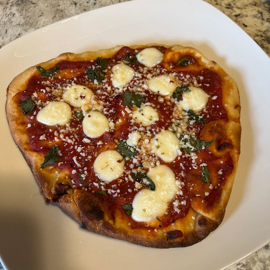 10-Minute Naan Pizza