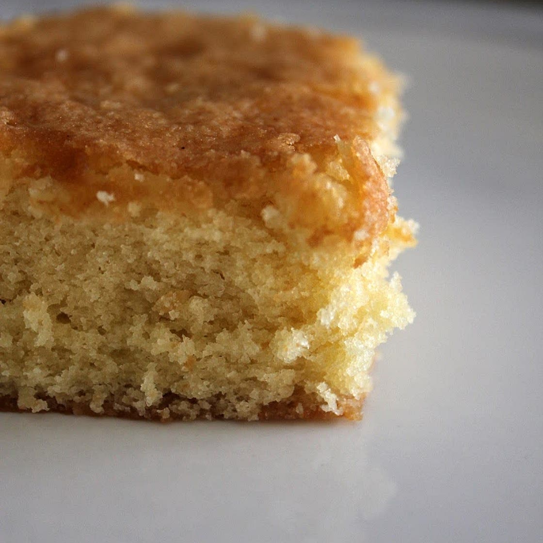 Fluffy (Butterless) Banana Cake