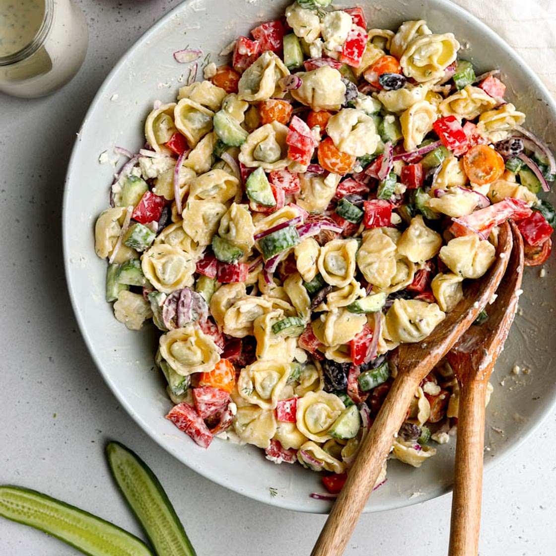 Easy 15-Minute Vegetarian Greek Tortellini Salad
