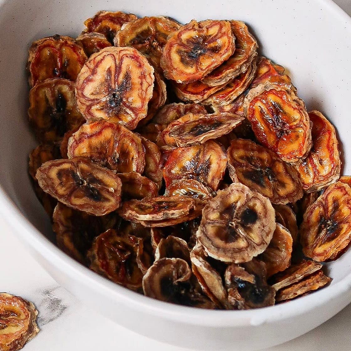 Two-ingredient Banana Chips