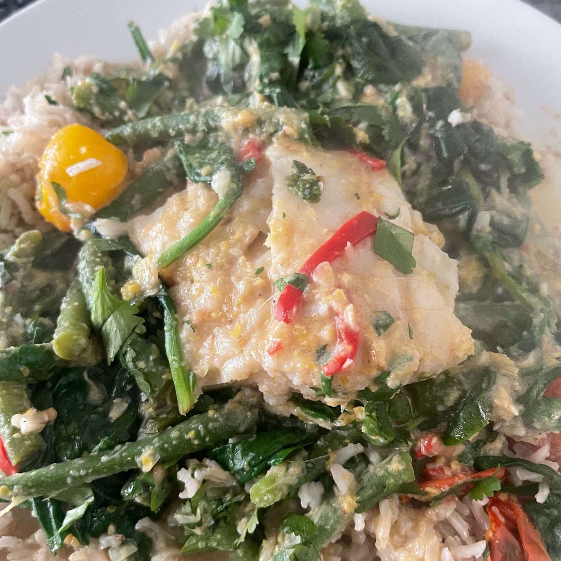 Curried bean & coconut cod