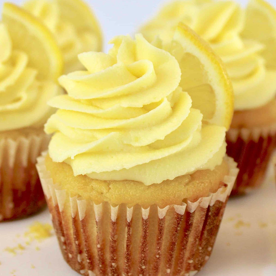 Keto Lemon Cupcakes